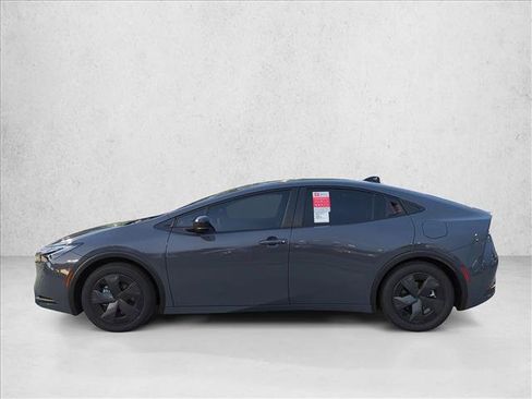 New 2026 Toyota Prius Plug-In Hybrid FWD image 5