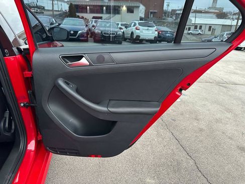 Used 2014 Volkswagen Jetta Sedan FWD image 34