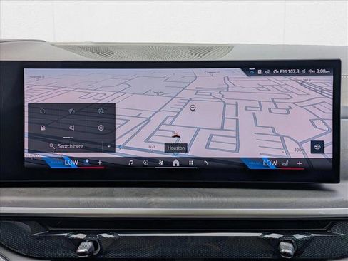 Used 2026 BMW X7 xDrive40i w/ Executive Package image 13