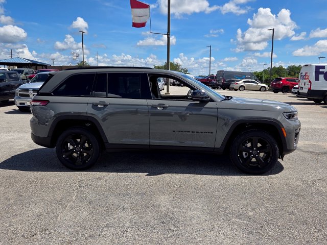 New 2027 Jeep Grand Cherokee Limited AWD/4WD image 15