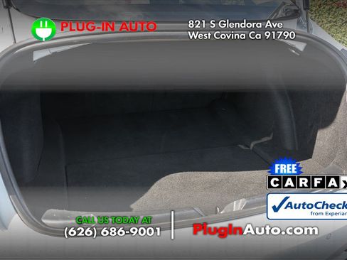 Used 2018 Tesla Model 3 Long Range RWD image 13