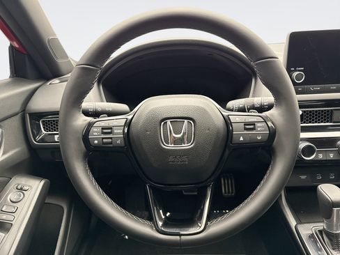 Used 2025 Honda Civic Sport image 12