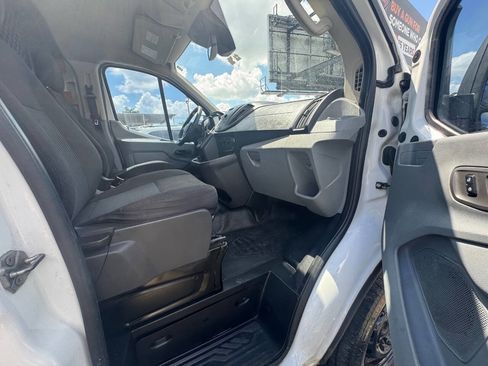 Used 2017 Ford Transit 250 130 Low Roof w/ Exterior Upgrade Package image 16