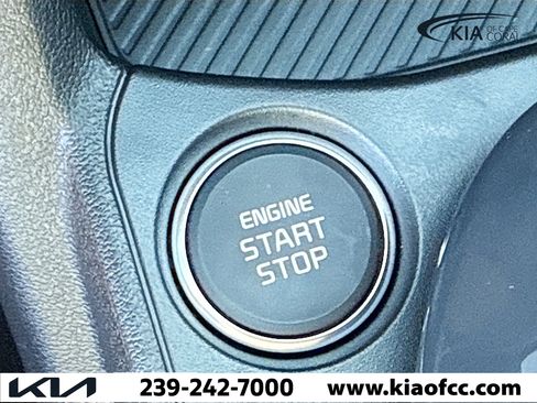 New 2025 Kia K4 EX image 32