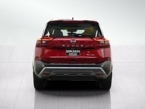 Used 2023 Nissan Rogue SL AWD/4WD image 4