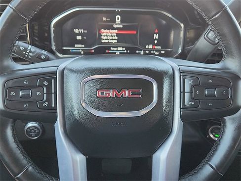 Certified 2025 GMC Sierra 1500 SLT image 24