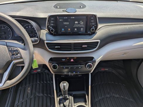 Used 2020 Hyundai Tucson SE AWD/4WD image 16