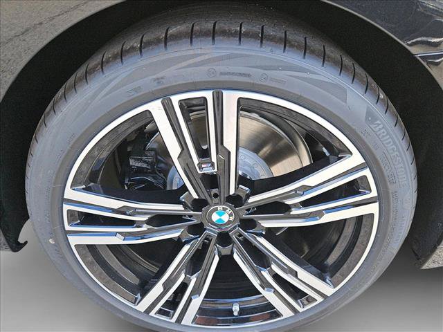 New 2026 BMW 740i w/ Premium Package RWD image 10