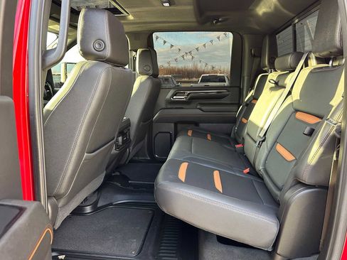 Used 2024 GMC Sierra 2500 AT4 w/ AT4 Premium Plus Package image 17