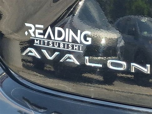 Used 2018 Toyota Avalon XLE Premium w/ All Weather Liner Package image 31