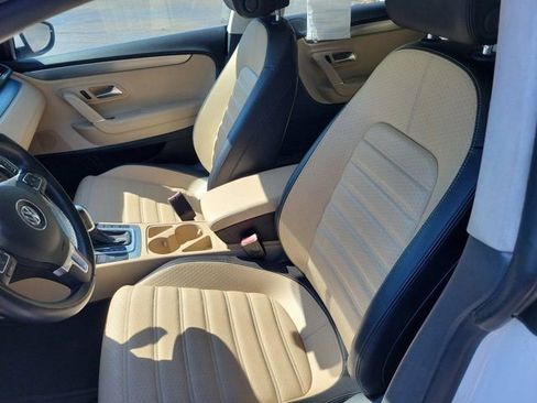 Used 2013 Volkswagen CC Lux image 18