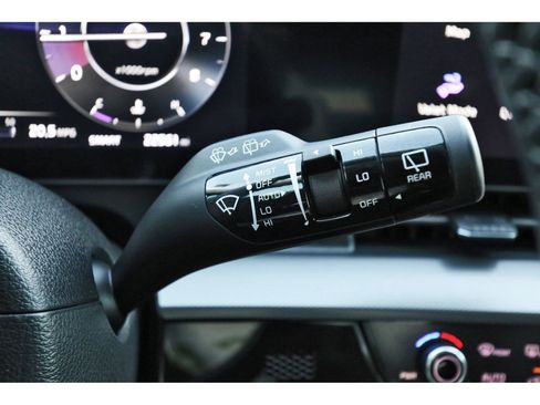 Used 2023 Kia Sportage SX image 21