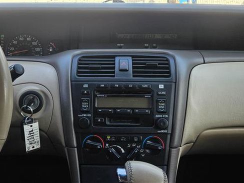 Used 2004 Toyota Avalon image 12