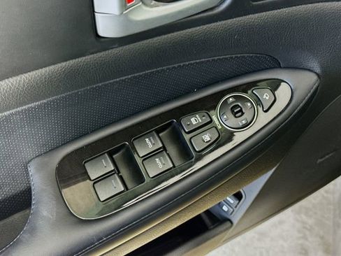 Used 2014 Hyundai Genesis 5.0 R-Spec image 22