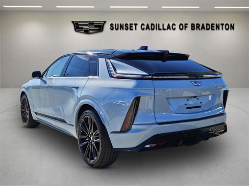 New 2026 Cadillac Lyriq V image 5