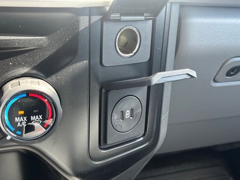 Used 2025 Ford F250 XLT w/ F-250 >10K GVWR Package image 12