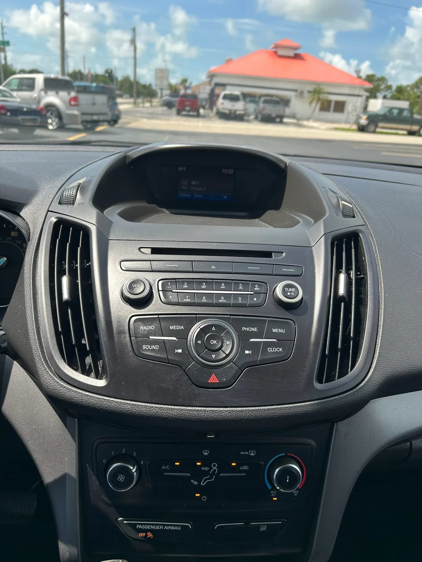 Used 2018 Ford Escape S FWD image 28