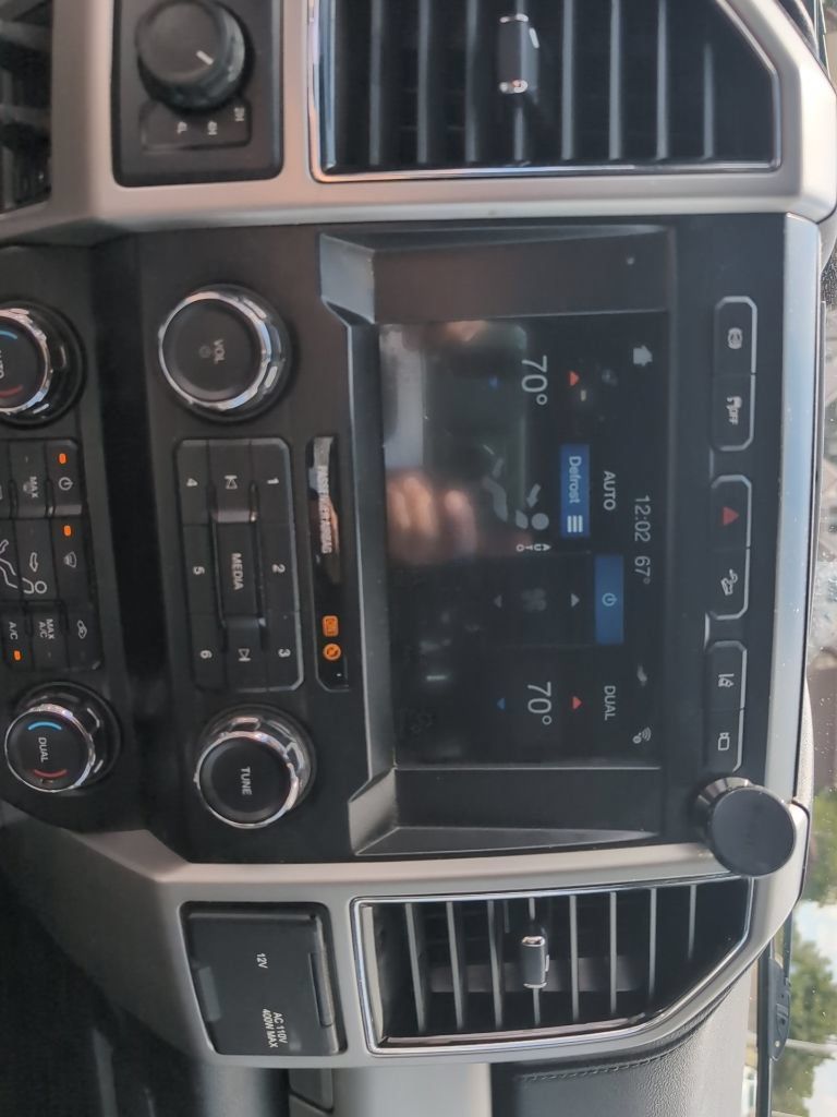 Used 2019 Ford F350 Lariat w/ Lariat Ultimate Package AWD/4WD image 22