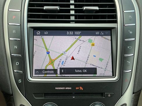 Used 2020 Lincoln Nautilus Reserve w/ Equipment Group 201A AWD/4WD image 25
