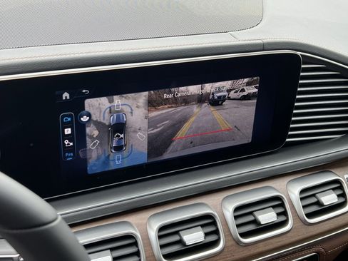 New 2026 Mercedes-Benz GLE 450 4MATIC Coupe image 17