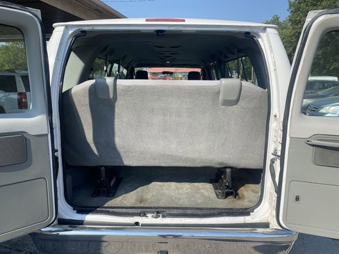 Used 2012 Ford E-350 and Econoline 350 XLT image 5