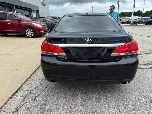 Used 2011 Toyota Avalon Limited FWD image 7