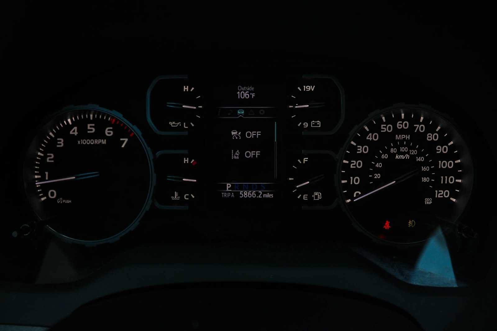 Used 2019 Toyota Tundra SR5 w/ SR5 Upgrade Package RWD image 26