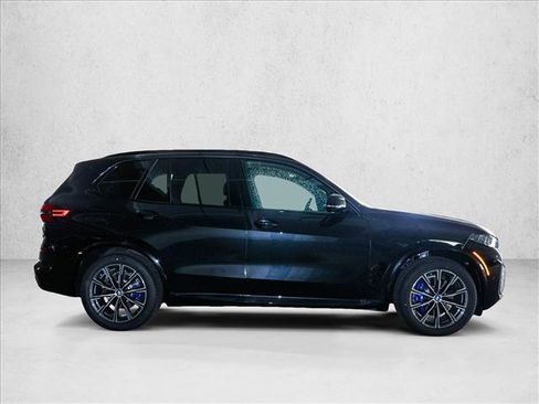 Used 2026 BMW X5 xDrive40i w/ M Sport Package AWD/4WD image 4