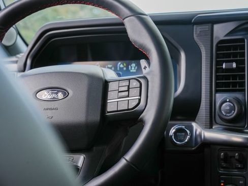 Used 2025 Ford F150 Raptor AWD/4WD image 45