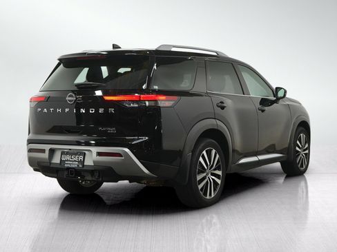 Used 2024 Nissan Pathfinder Platinum AWD/4WD image 5