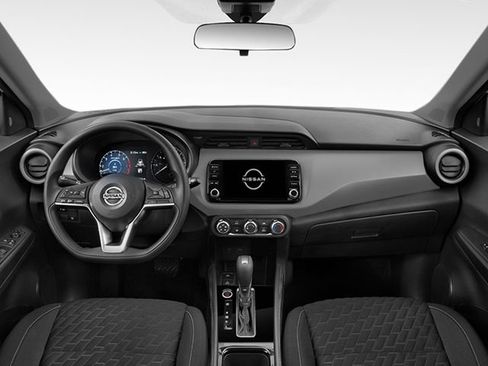 Used 2023 Nissan Kicks SV w/ Interior Electronics Package FWD image 3