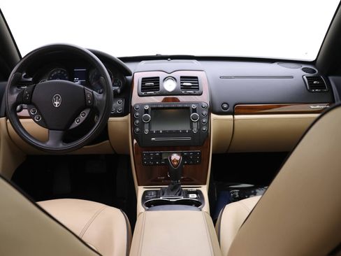 Used 2010 Maserati Quattroporte image 8