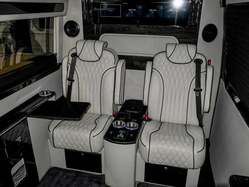 New 2024 Mercedes-Benz Sprinter 3500 image 33