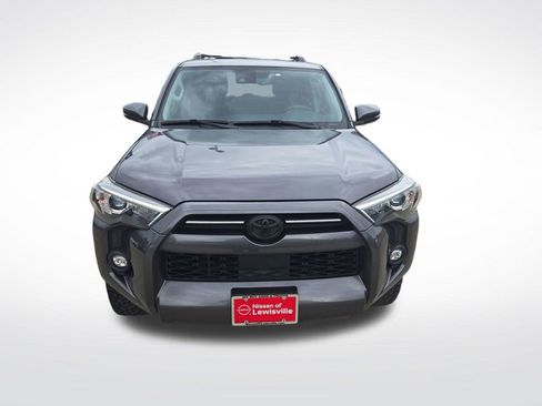 Used 2023 Toyota 4Runner SR5 Premium w/ Moonroof Package RWD image 9
