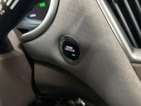 Used 2022 Chevrolet Malibu LT FWD image 15