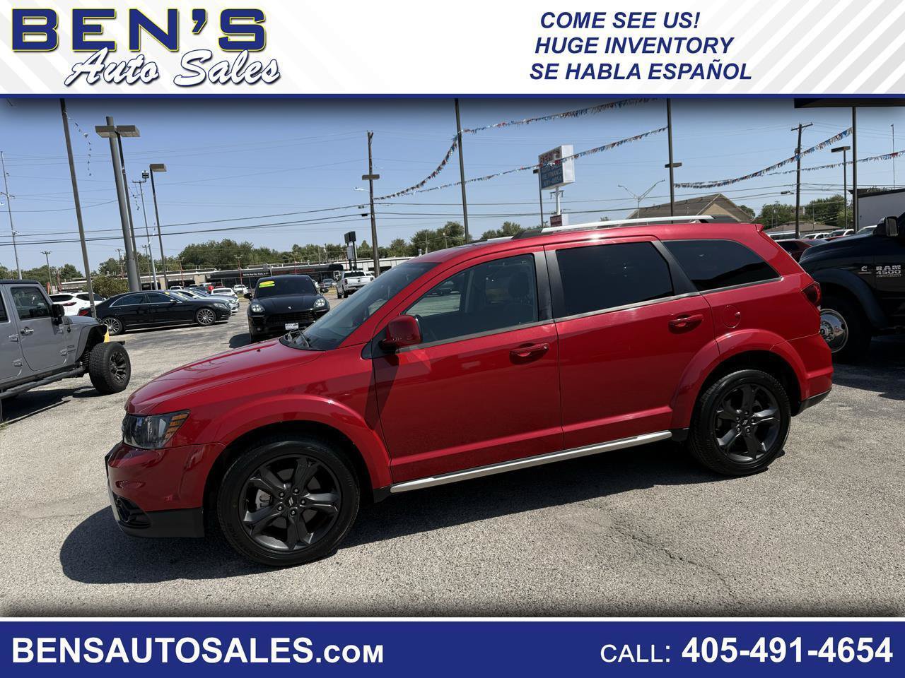 Used 2020 Dodge Journey Crossroad FWD image 1
