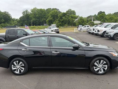 Used 2020 Nissan Altima 2.5 S FWD image 2