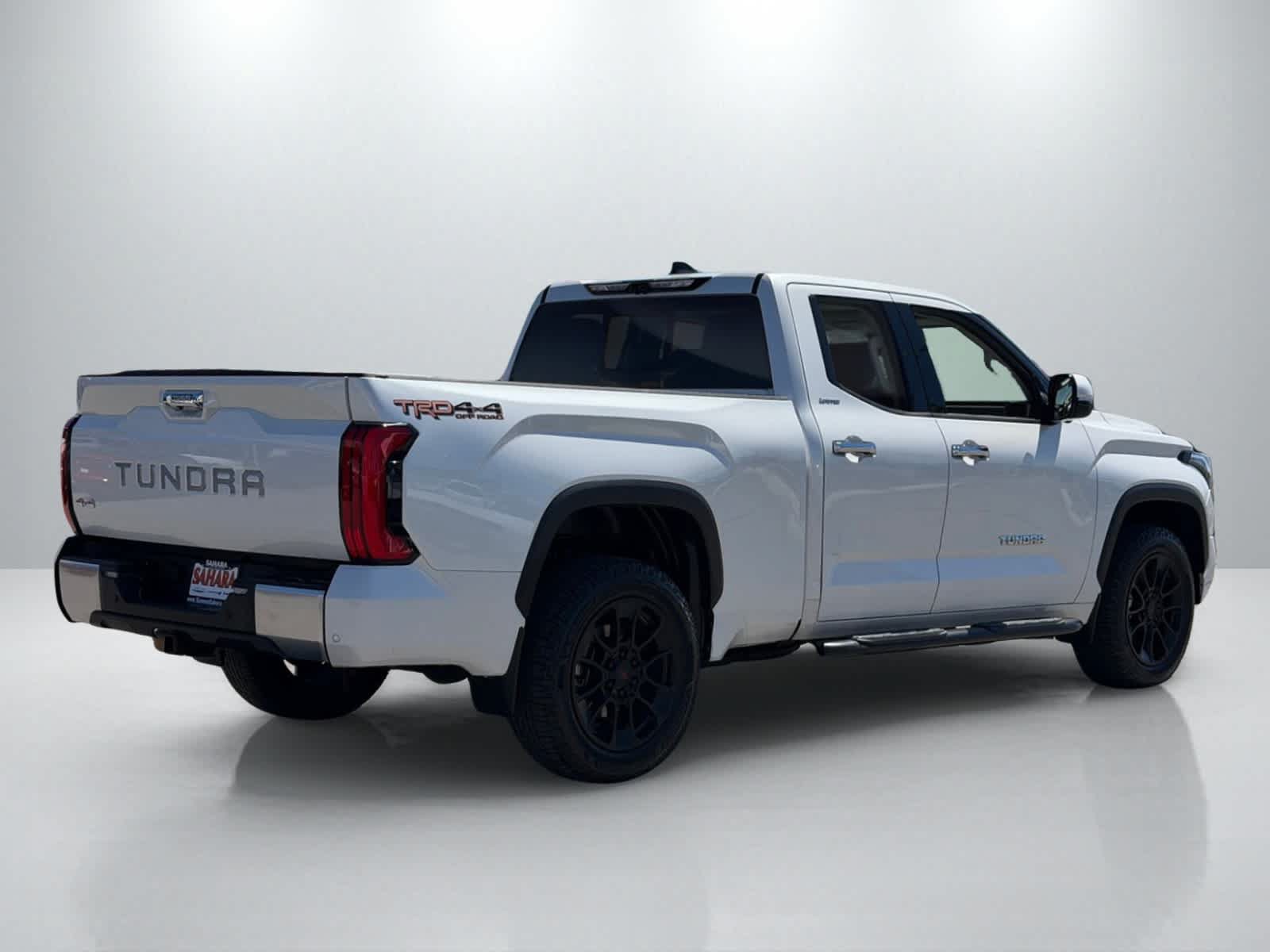 Used 2022 Toyota Tundra Limited w/ TRD Off-Road Package AWD/4WD image 7