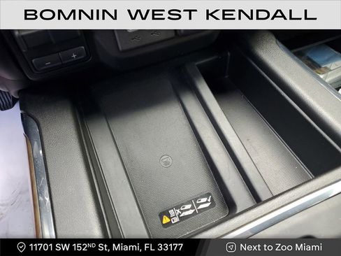 Used 2022 Chevrolet Silverado 2500 High Country w/ Z71 Off-Road Package image 17