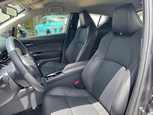 Certified 2020 Toyota C-HR Limited FWD image 12
