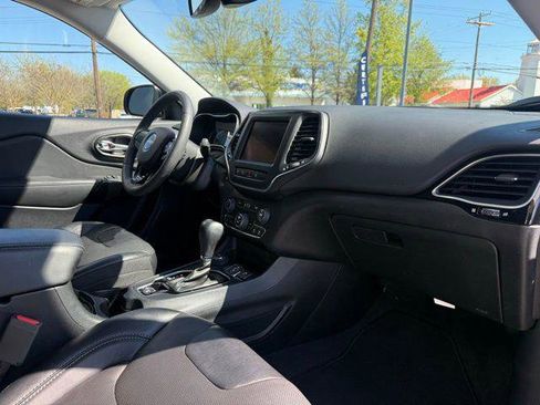 Certified 2023 Jeep Cherokee Altitude Lux AWD/4WD image 44