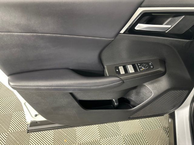Used 2024 Mitsubishi Outlander Ralliart AWD/4WD image 6