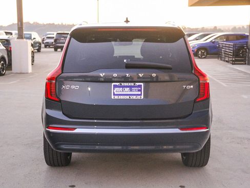 New 2026 Volvo XC90 T8 Plus AWD/4WD image 7