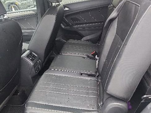 Used 2023 Volkswagen Tiguan SE R-Line FWD image 14