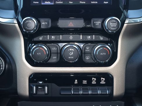 Used 2022 RAM 1500 Laramie image 27