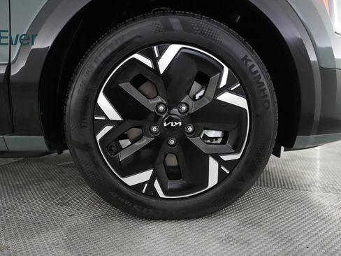 Used 2025 Kia Niro Wind w/ Wind Preserve Package FWD image 20