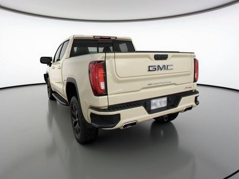 Used 2023 GMC Sierra 1500 AT4 w/ AT4 Preferred Package image 7