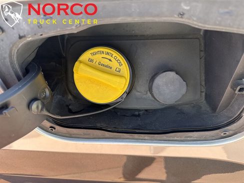 Used 2019 Ford F250 Lariat w/ Chrome Package image 13