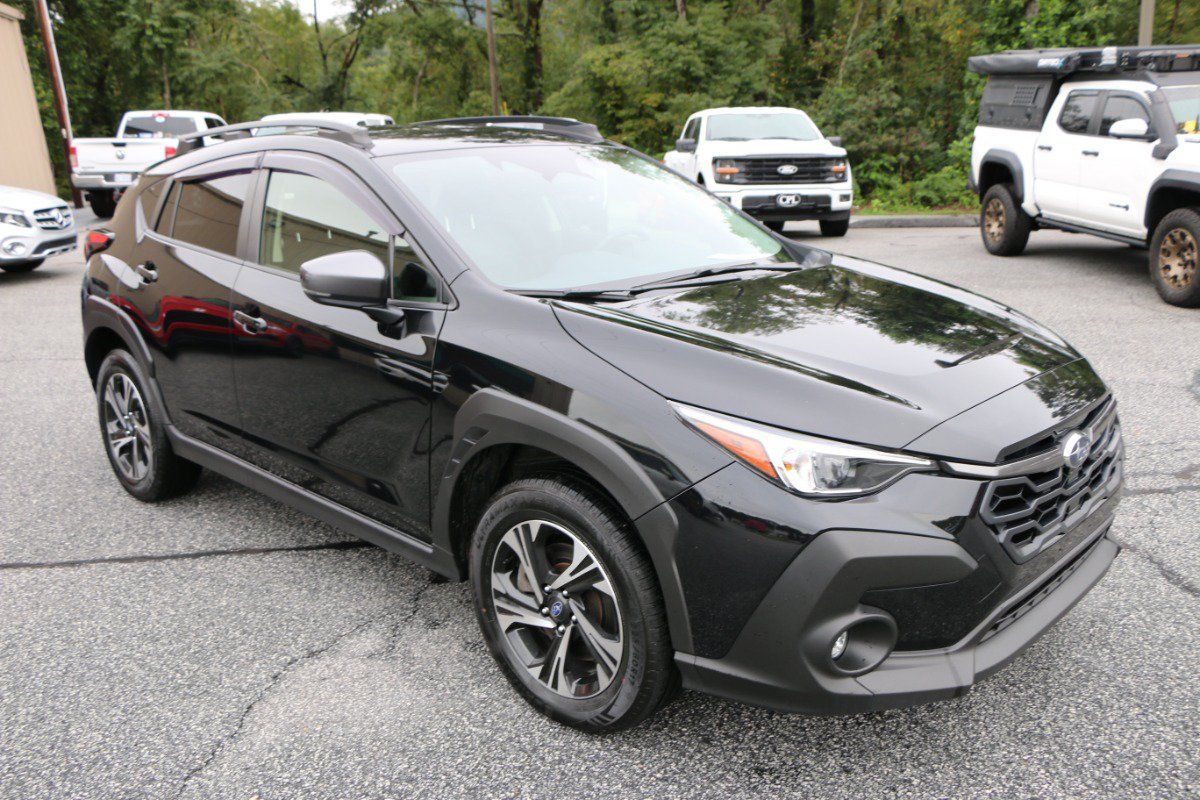 Used 2024 Subaru Crosstrek 2.0i Premium w/ Crosstrek Mirror Package AWD/4WD image 10