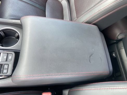 Used 2025 Honda Pilot Black Edition image 12